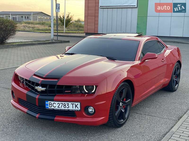 Купе Chevrolet Camaro 2011 в 