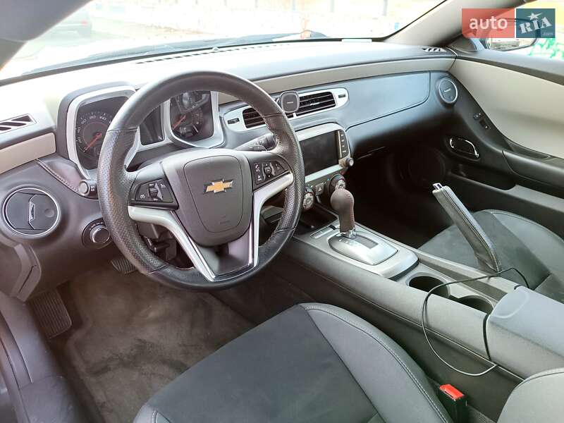 Купе Chevrolet Camaro 2015 в Киеве фото 18 Купе Chevrolet Camaro 2015 в Киеве