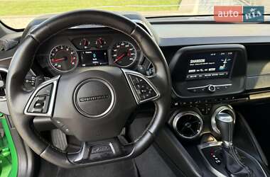 Купе Chevrolet Camaro 2016 в 