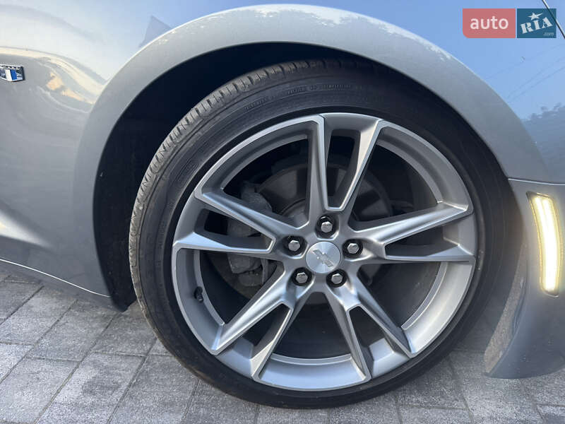 Купе Chevrolet Camaro 2019 в Львове