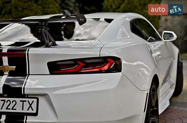 Купе Chevrolet Camaro 2017 в 