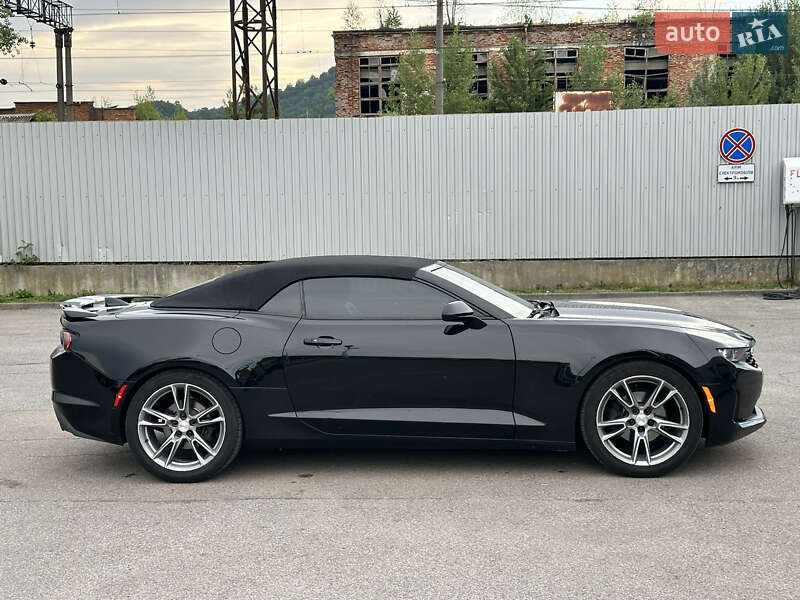 Кабриолет Chevrolet Camaro 2020 в Сваляве