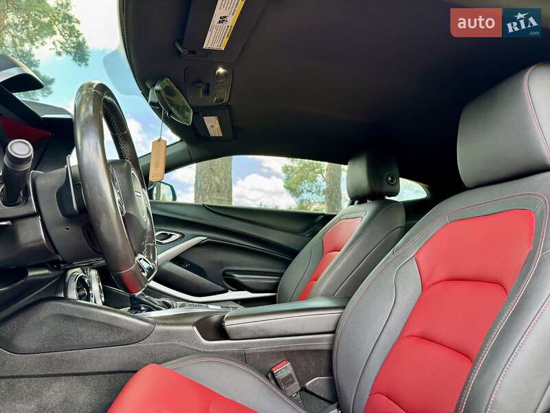 Купе Chevrolet Camaro 2016 в Киеве