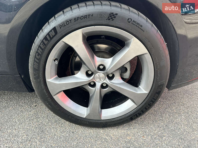 Купе Chevrolet Camaro 2013 в Кропивницькому