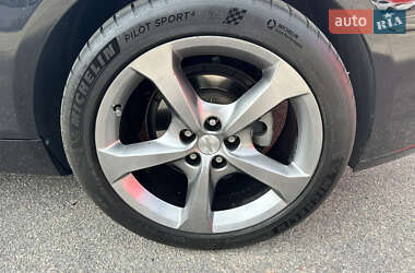 Купе Chevrolet Camaro 2013 в 