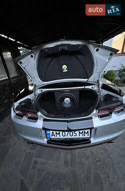 Купе Chevrolet Camaro 2012 в 