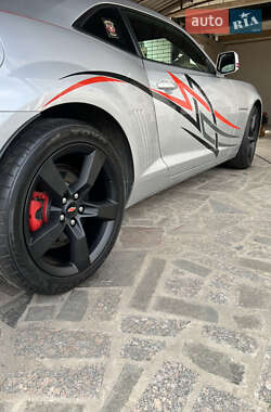 Купе Chevrolet Camaro 2012 в 