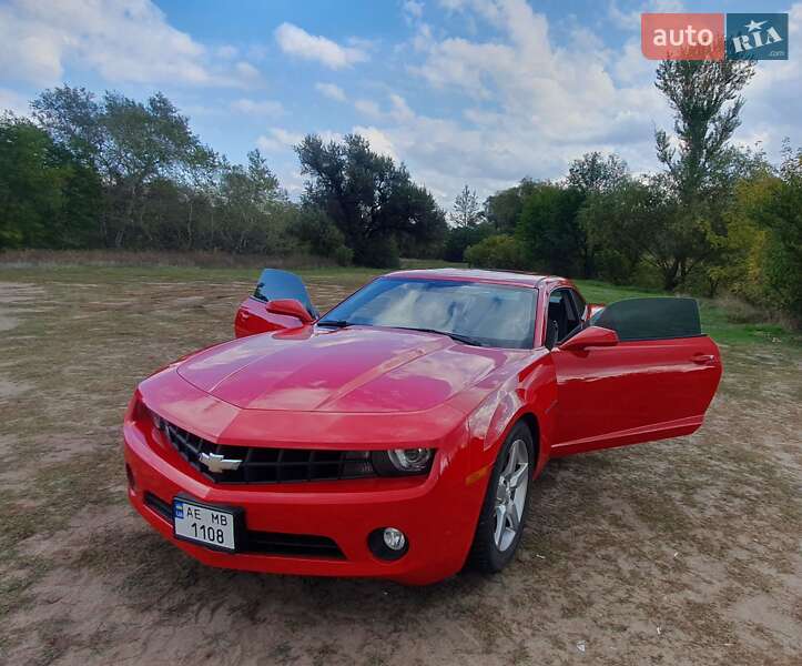 Купе Chevrolet Camaro 2011 в Дніпрі
