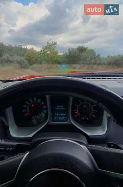 Купе Chevrolet Camaro 2011 в 