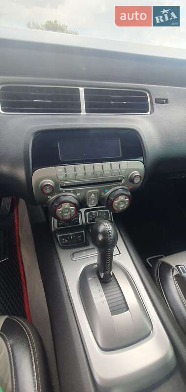 Купе Chevrolet Camaro 2011 в Дніпрі