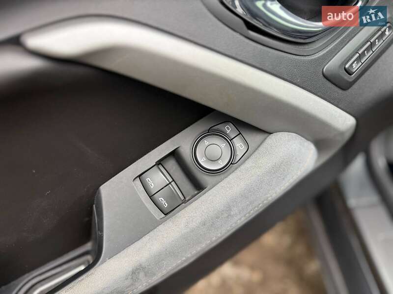 Купе Chevrolet Camaro 2017 в Киеве