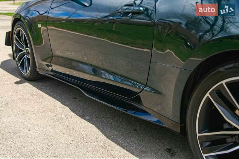 Кабриолет Chevrolet Camaro 2017 в Киеве