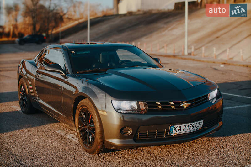 Купе Chevrolet Camaro 2015 в Киеве
