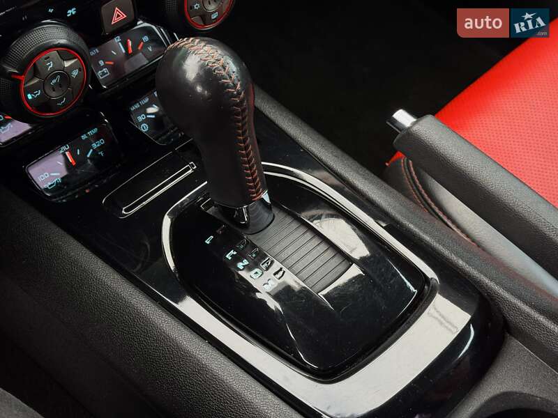 Купе Chevrolet Camaro 2015 в Киеве