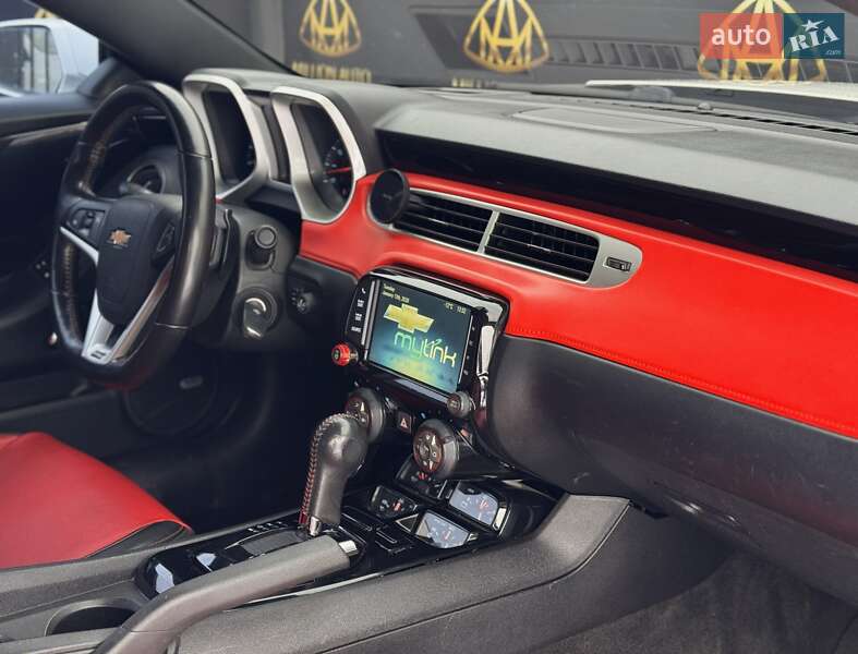 Купе Chevrolet Camaro 2015 в Киеве