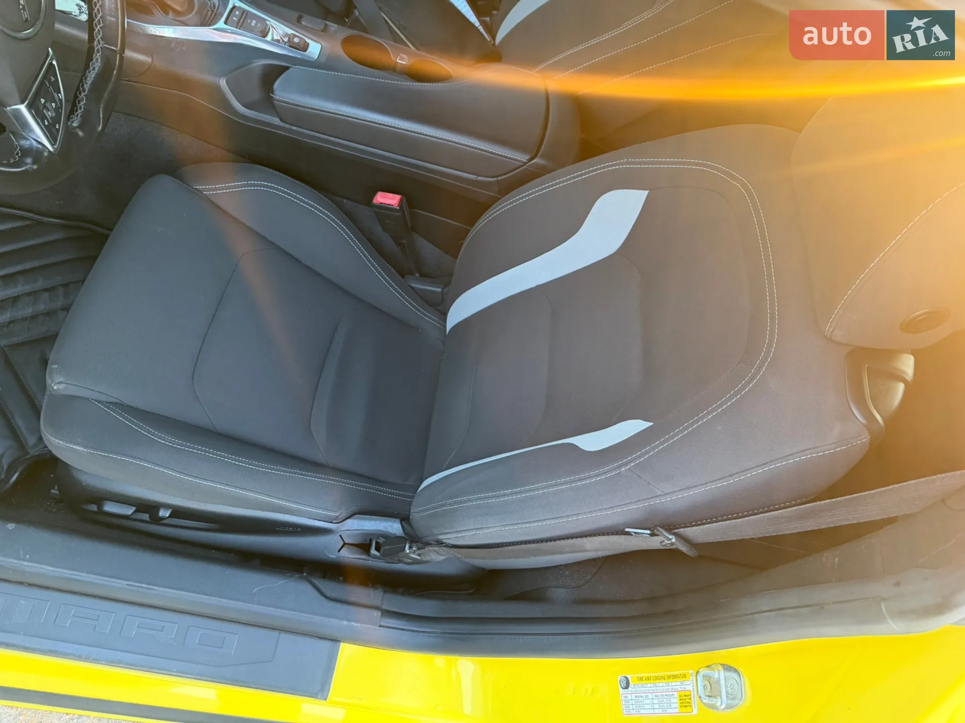 2016 Chevrolet Camaro - мініатюра 11