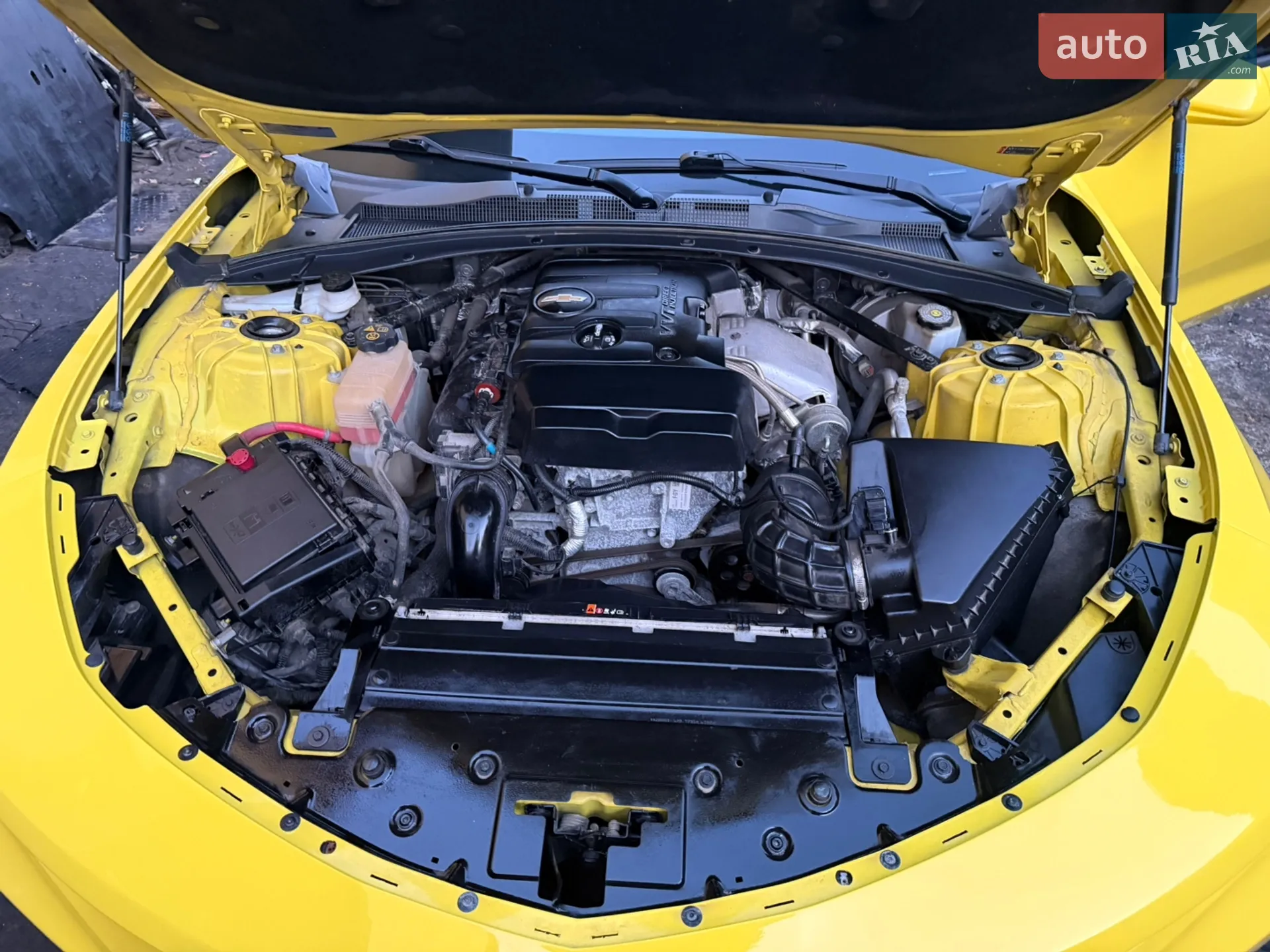 2016 Chevrolet Camaro - мініатюра 3