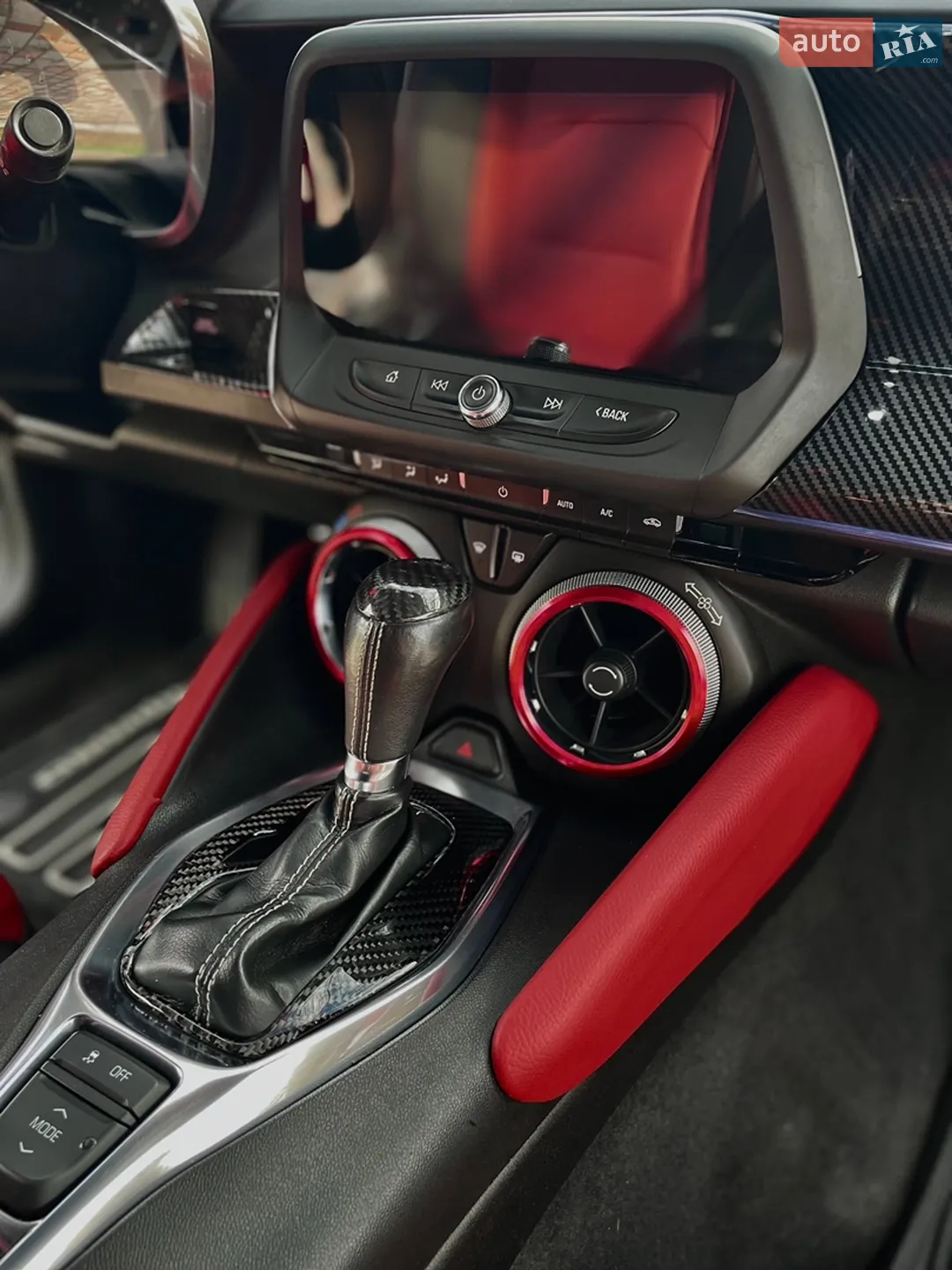 2018 Chevrolet Camaro - мініатюра 37