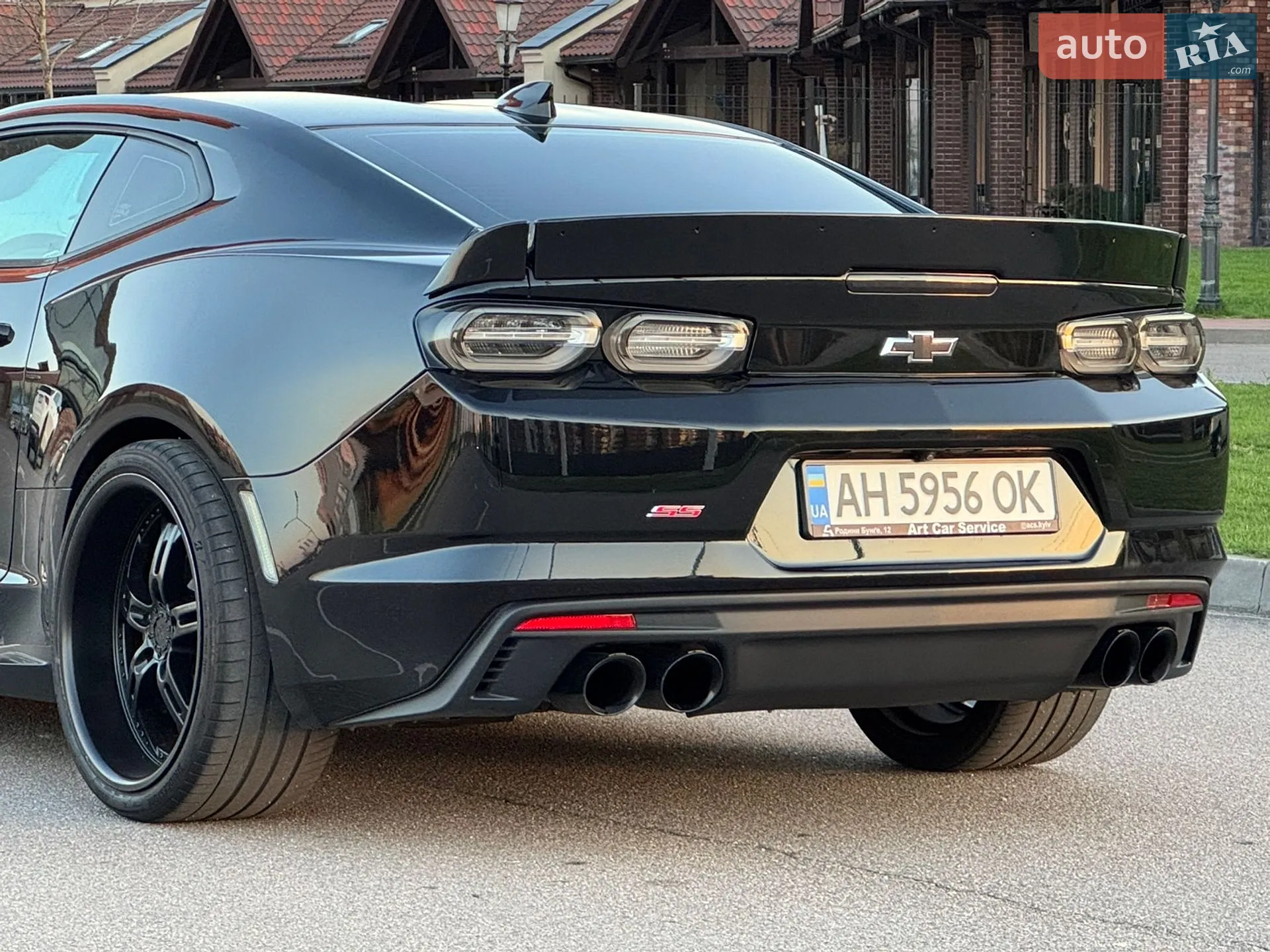 2018 Chevrolet Camaro - мініатюра 8