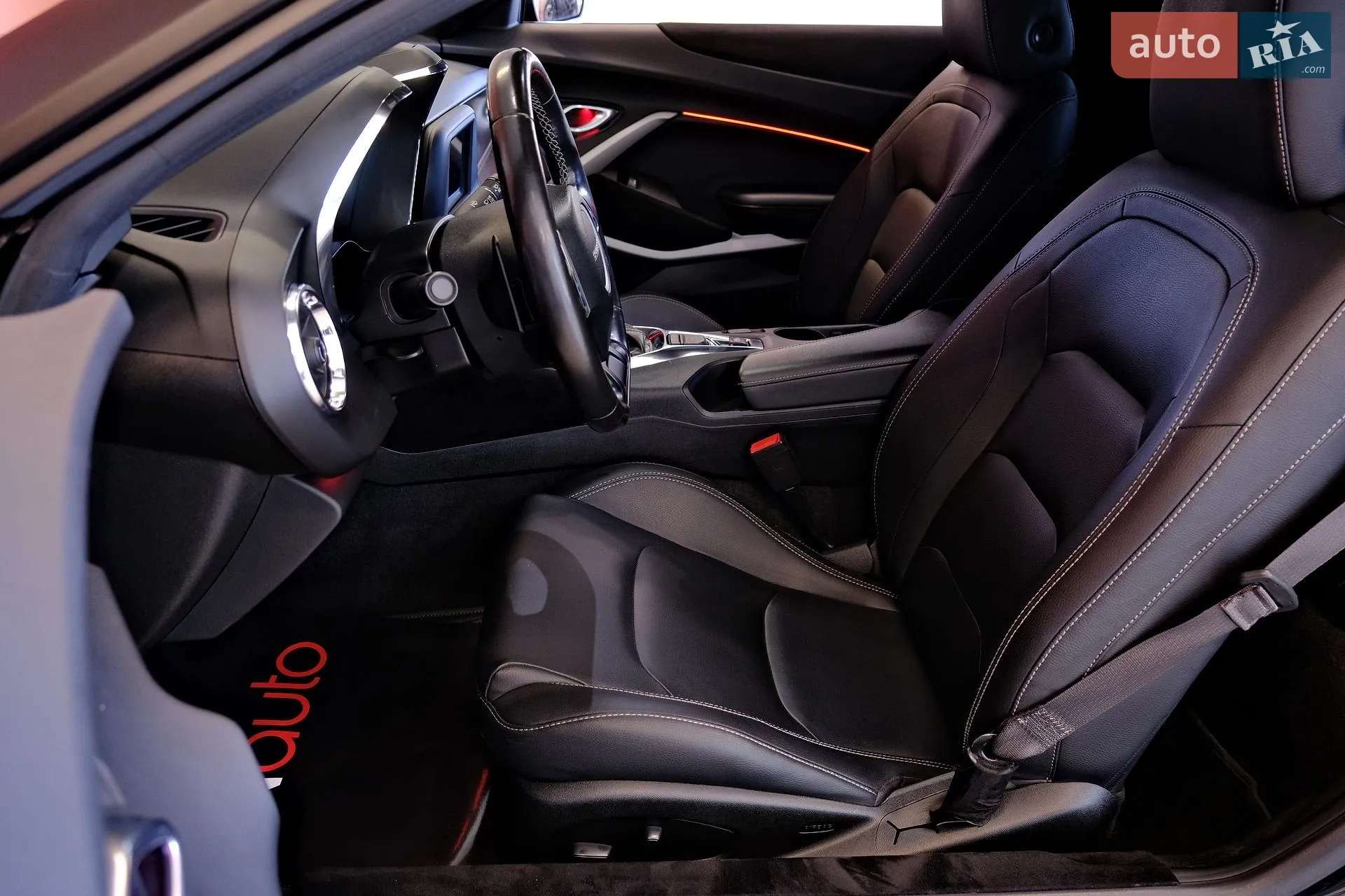 2019 Chevrolet Camaro - мініатюра 32