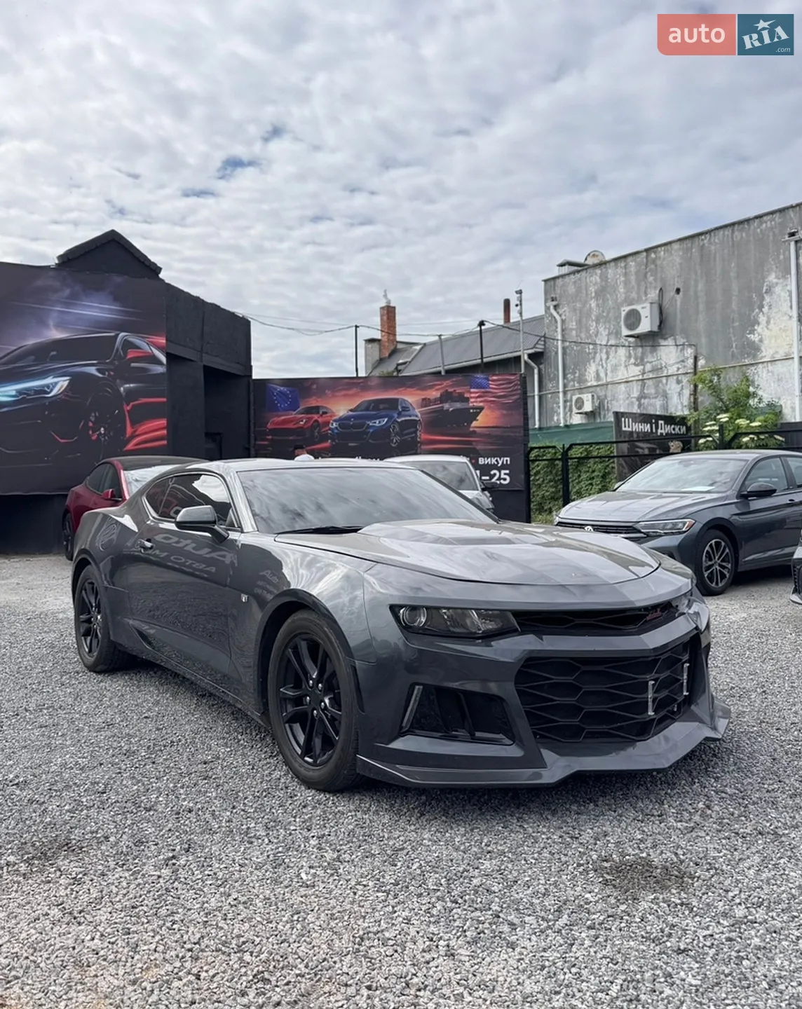 2018 Chevrolet Camaro - мініатюра 2