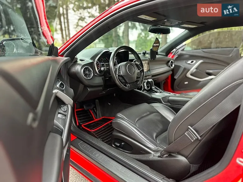 Chevrolet Camaro 2018 VIN 1G1FD1RS0J0185475 фото оголошення 27 з 93