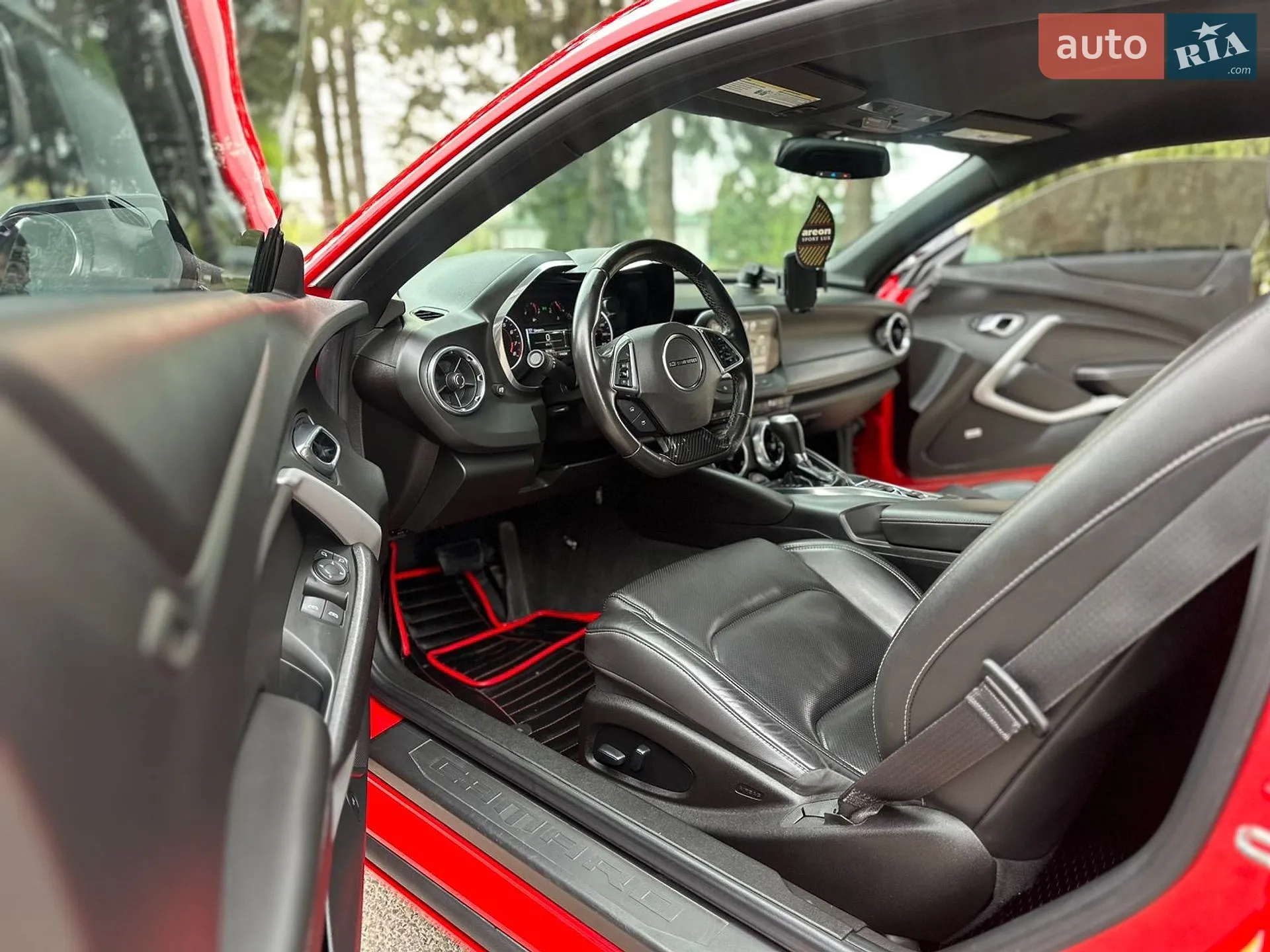 2018 Chevrolet Camaro - мініатюра 27