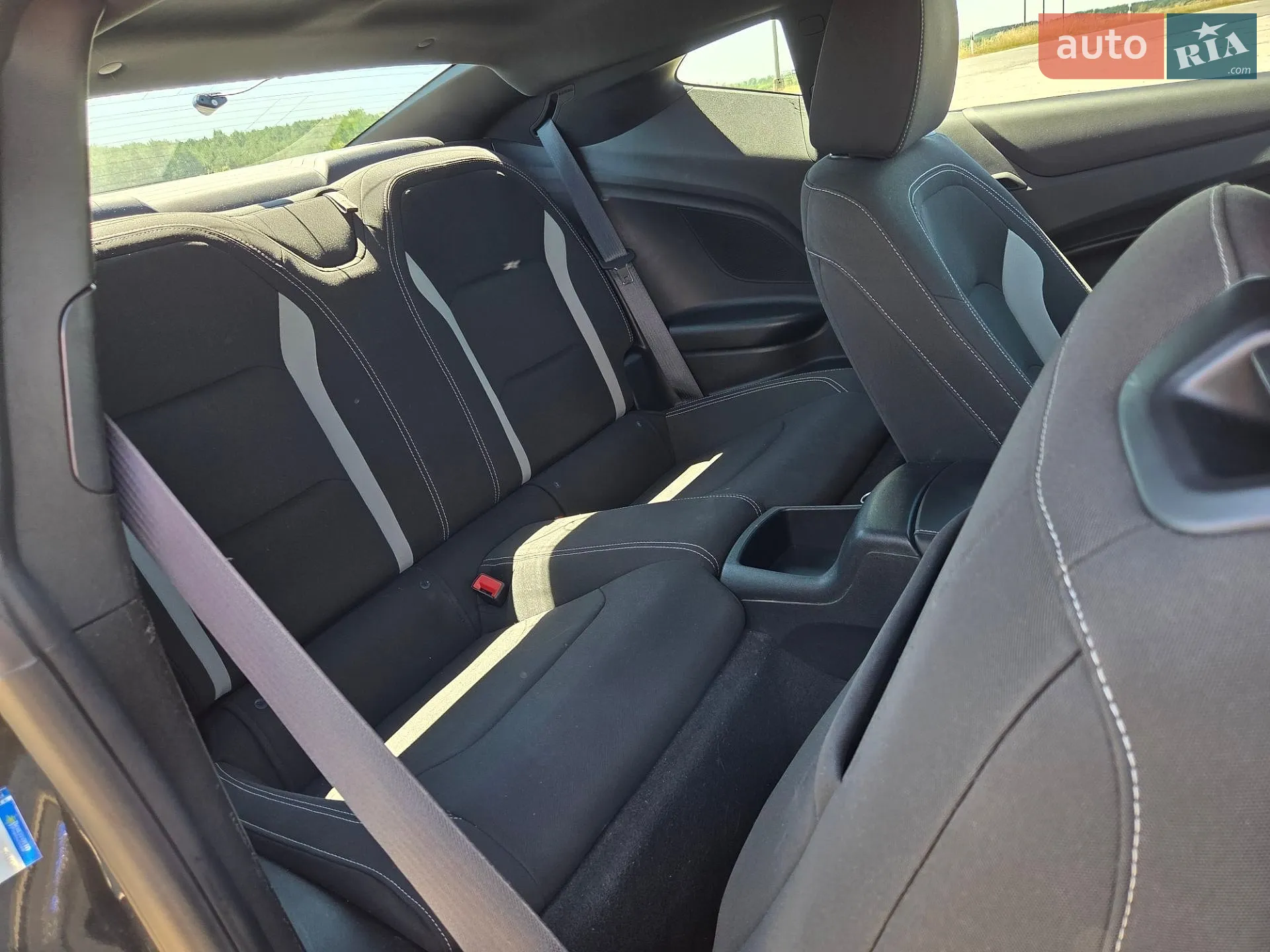 2018 Chevrolet Camaro - мініатюра 12