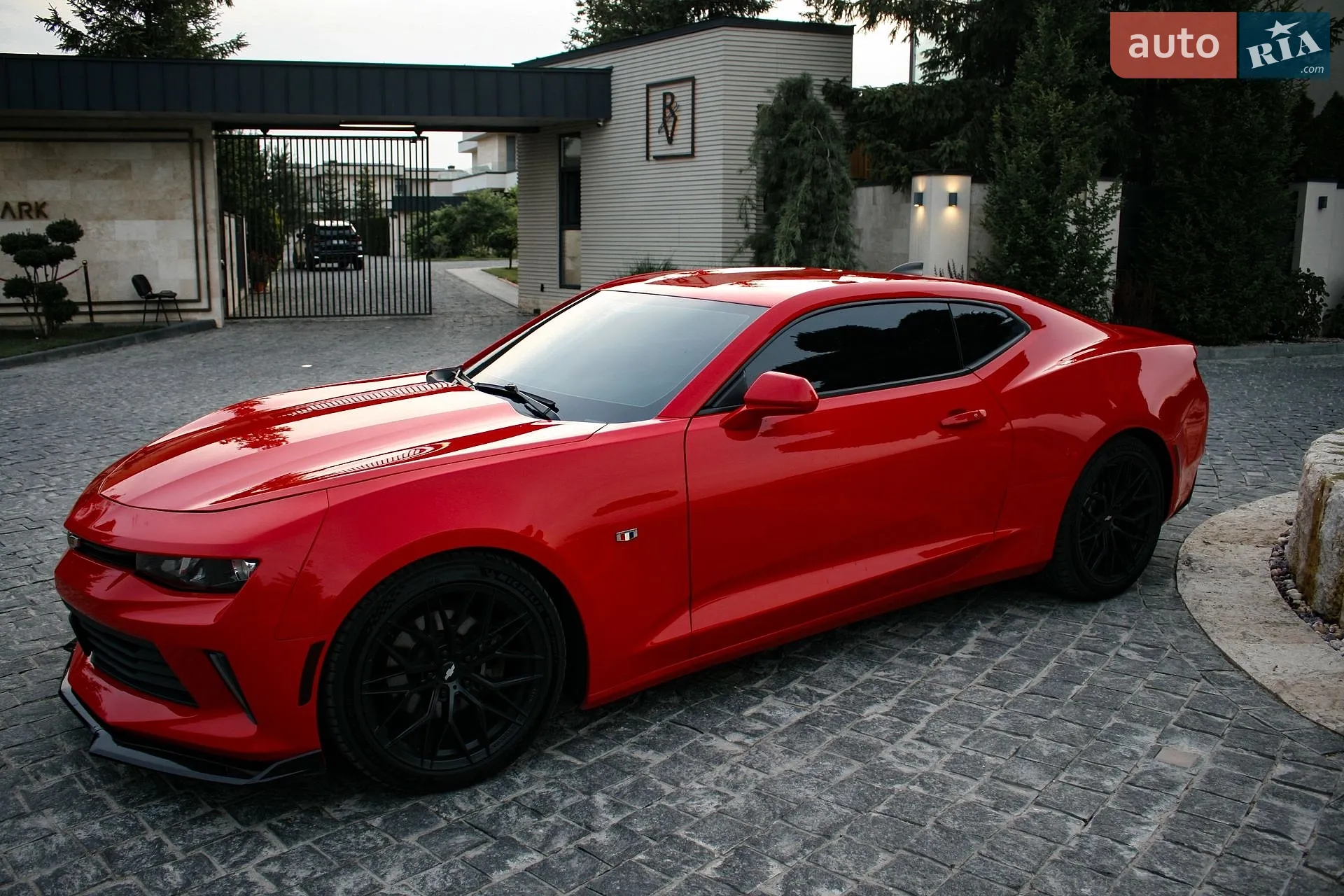 2016 Chevrolet Camaro - мініатюра 3
