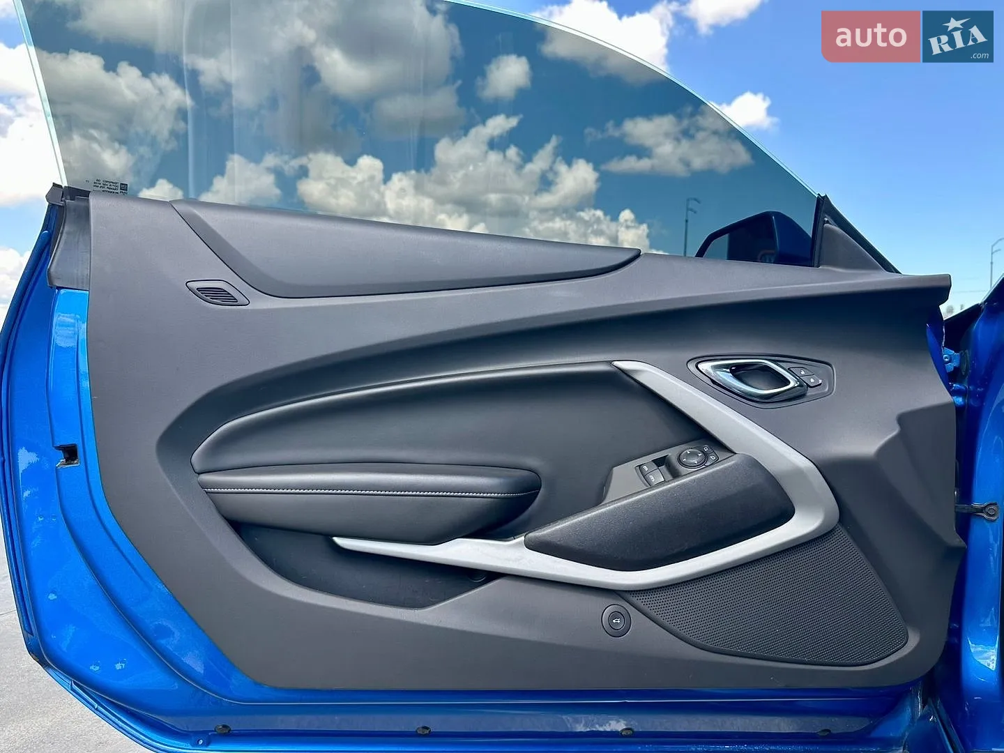 2017 Chevrolet Camaro - мініатюра 20