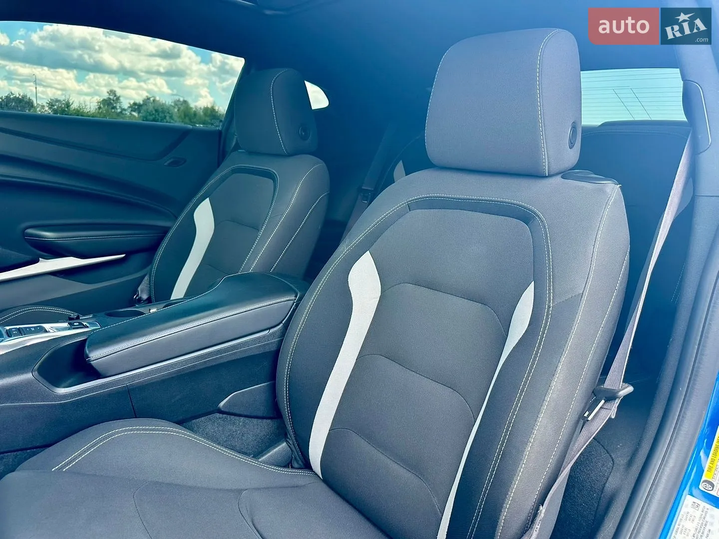 2017 Chevrolet Camaro - мініатюра 35
