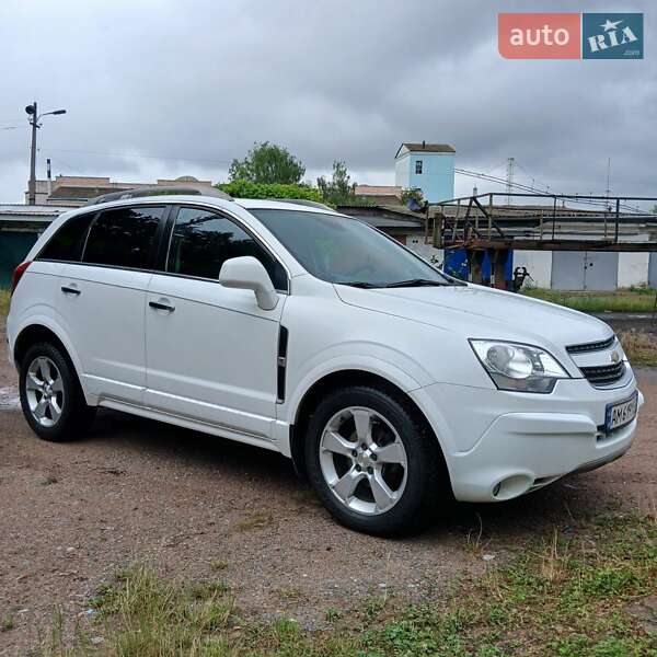 Внедорожник / Кроссовер Chevrolet Captiva Sport 2014 в Коростене
