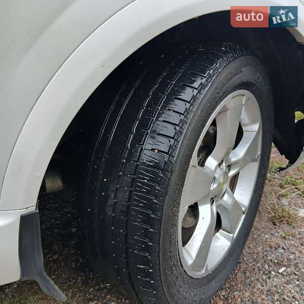 Внедорожник / Кроссовер Chevrolet Captiva Sport 2014 в Коростене