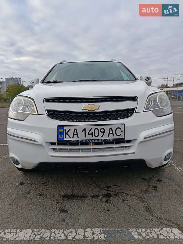 Внедорожник / Кроссовер Chevrolet Captiva Sport 2014 в Киеве