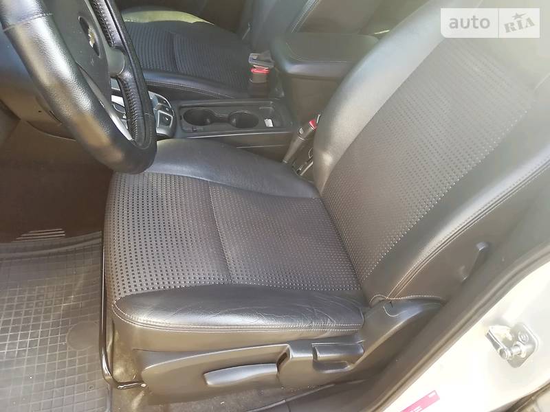 Позашляховик / Кросовер Chevrolet Captiva 2012 в Харкові