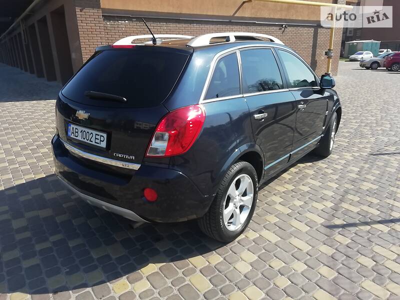 Позашляховик / Кросовер Chevrolet Captiva 2014 в Вінниці