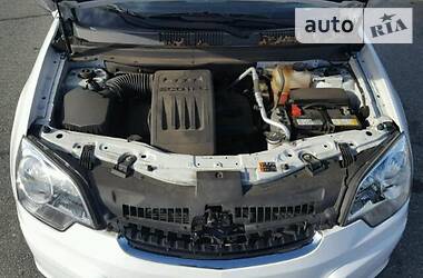 Позашляховик / Кросовер Chevrolet Captiva 2014 в 