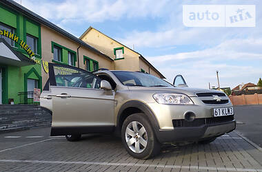Позашляховик / Кросовер Chevrolet Captiva 2008 в 