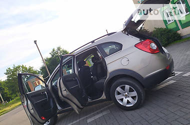 Позашляховик / Кросовер Chevrolet Captiva 2008 в 