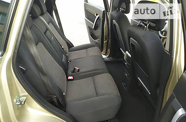 Позашляховик / Кросовер Chevrolet Captiva 2008 в 