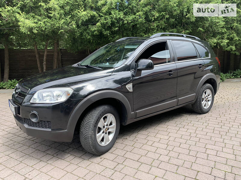 Позашляховик / Кросовер Chevrolet Captiva 2010 в Івано-Франківську