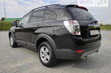 Внедорожник / Кроссовер Chevrolet Captiva 2010 в Стрые