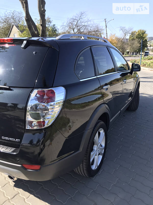 Внедорожник / Кроссовер Chevrolet Captiva 2011 в Сокале