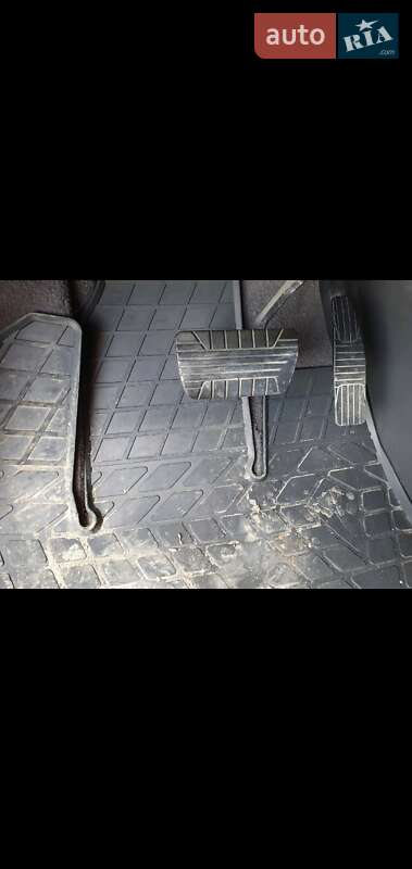 Позашляховик / Кросовер Chevrolet Captiva 2008 в Одесі