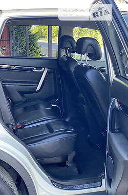 Внедорожник / Кроссовер Chevrolet Captiva 2012 в 