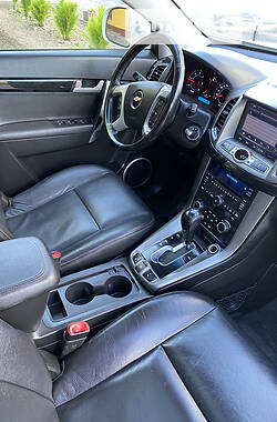 Внедорожник / Кроссовер Chevrolet Captiva 2012 в 