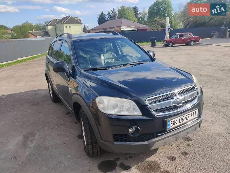 Внедорожник / Кроссовер Chevrolet Captiva 2009 в Демидовке