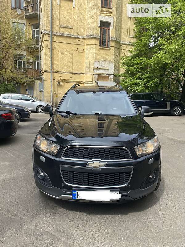 Позашляховик / Кросовер Chevrolet Captiva 2013 в Києві