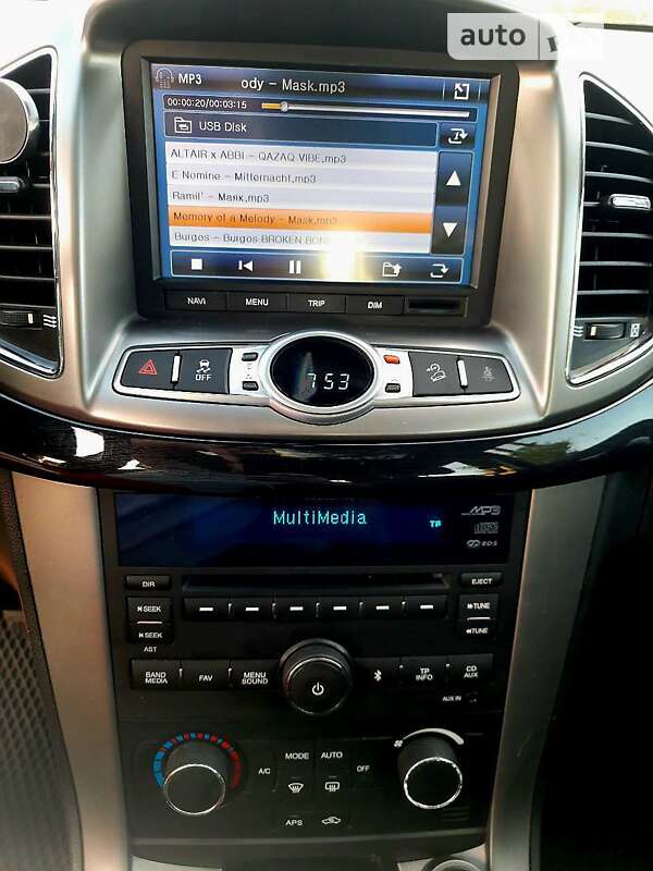 Позашляховик / Кросовер Chevrolet Captiva 2012 в Коростені фото 15 Позашляховик / Кросовер Chevrolet Captiva 2012 в Коростені