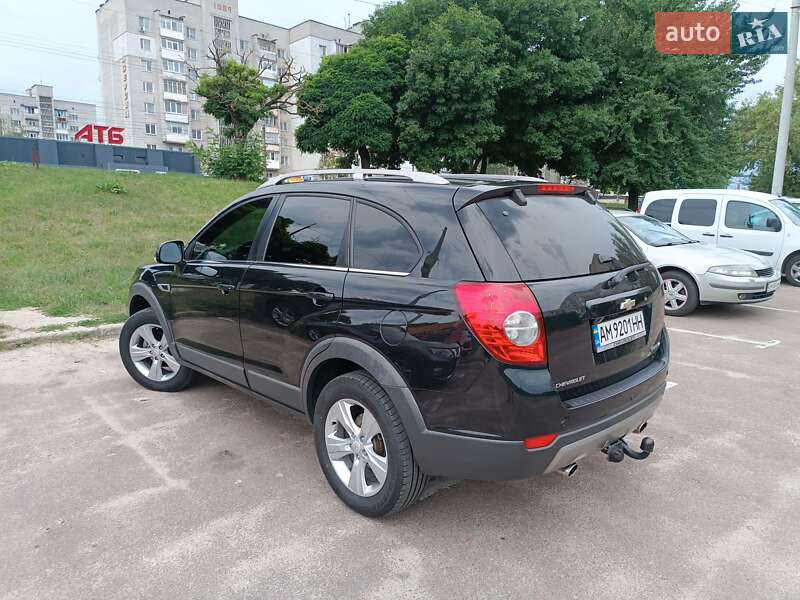 Внедорожник / Кроссовер Chevrolet Captiva 2012 в Житомире